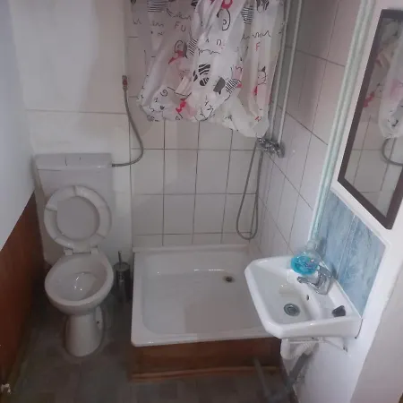 Double Room With Private Bathroom By Osteria Constantino Targoviste Exterior photo